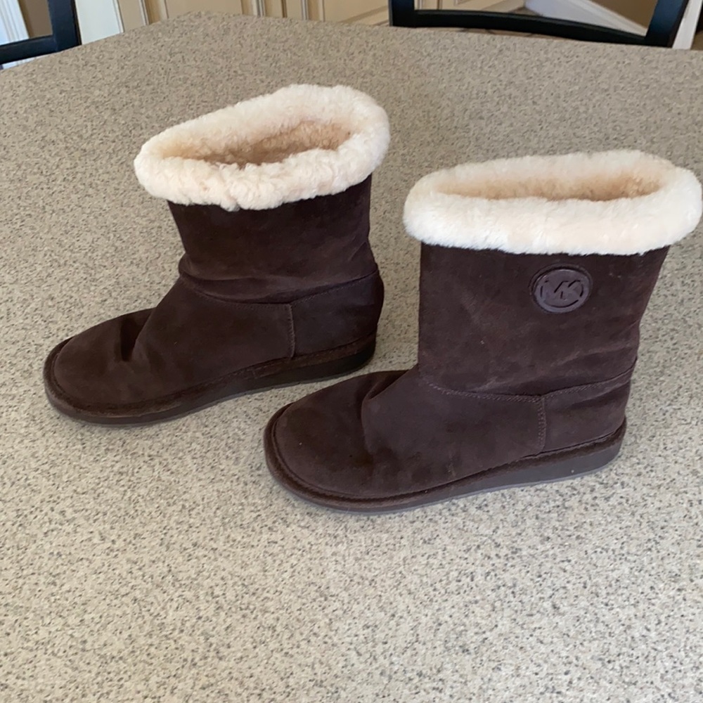 Michael Kors brown suede shearling lined winter boots